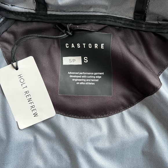 Castore Active Run Jacket - Picture 3 of 3